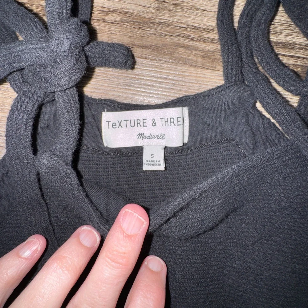 Madewell Texture & Thread Small Black Tie Strap Tank Swing Top - Picture 4 of 9